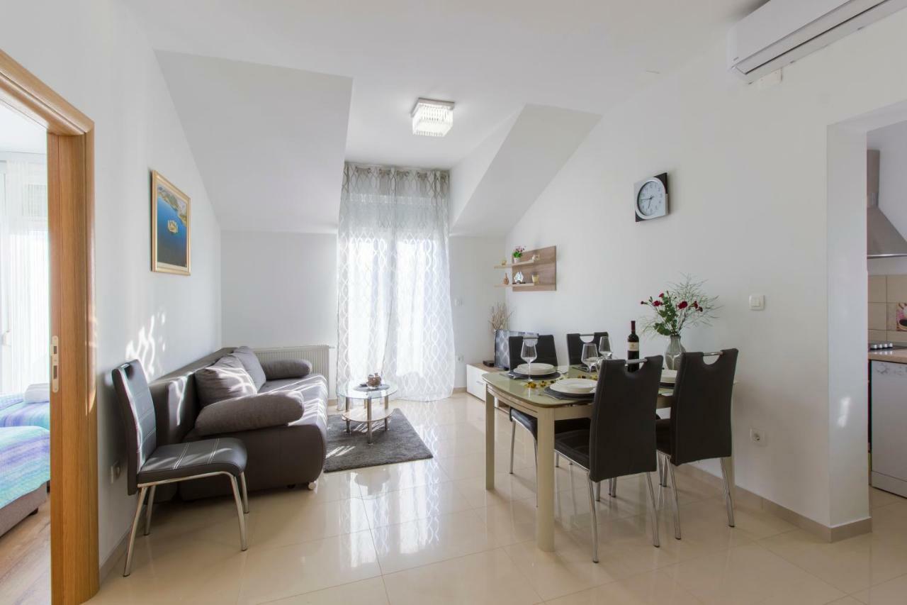 Apartmani Skelin***/**** Каштела Екстер'єр фото
