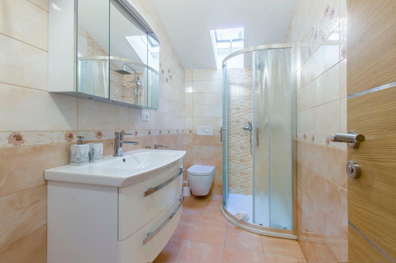 Apartmani Skelin***/**** Каштела Екстер'єр фото