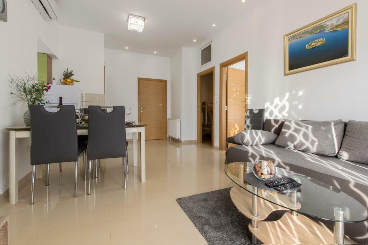 Apartmani Skelin***/**** Каштела Екстер'єр фото