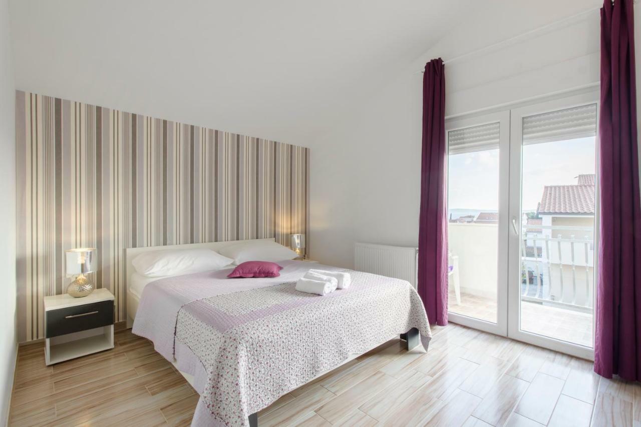 Apartmani Skelin***/**** Каштела Екстер'єр фото