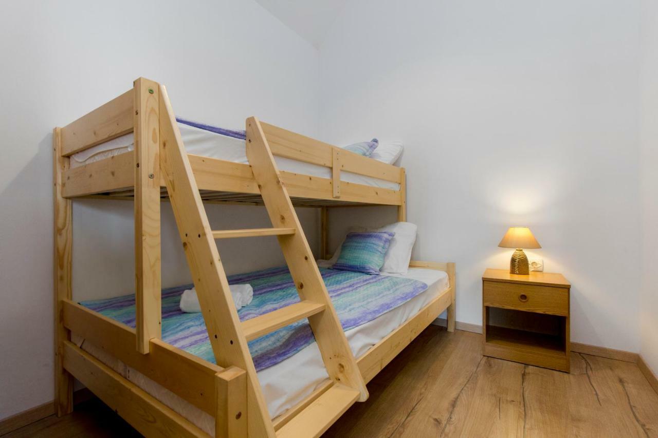 Apartmani Skelin***/**** Каштела Екстер'єр фото